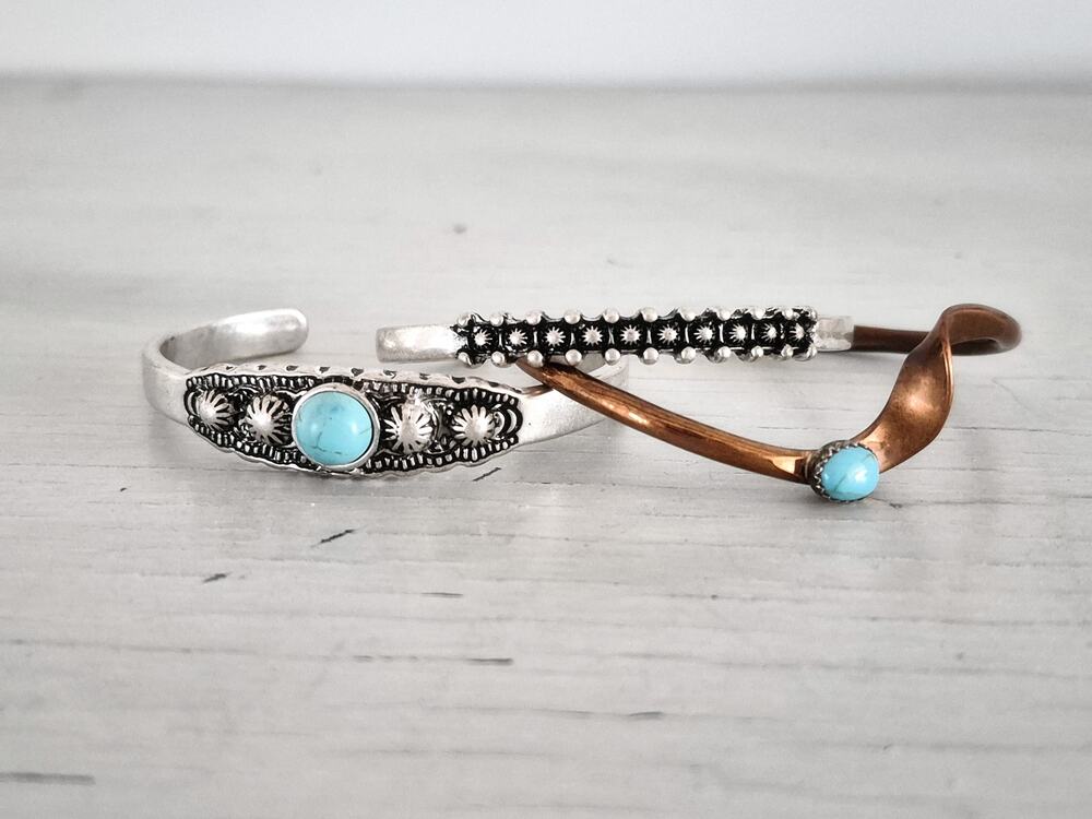 Lot of 3 Small Bangles